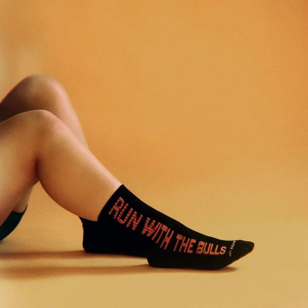 BLVCK RUN WITH THE BULLS CREW SOCKS (3 Pair)
