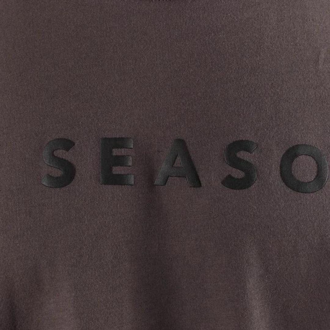 DARK GREY TEE